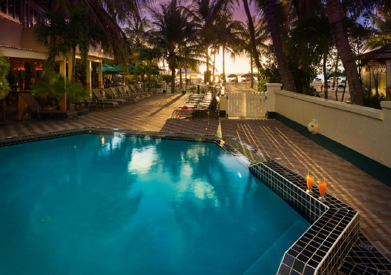 เอเทรียม บีช รีสอร์ต แอนด์ สปา เซนต์ มาร์ติน อะรามาดา บาย วินด์แฮม Hotel ซิมป์สันเบย์ ภายนอก รูปภาพ